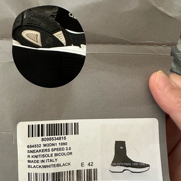 Used, come with box, receipt.Size 42 - Picture 11 of 11